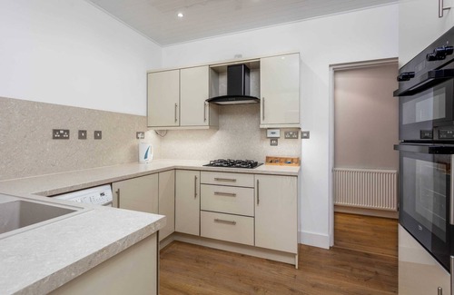 Ayr House | Seafield House - Donnini Apartments
