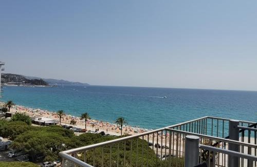 Blanes Apartment | Seafront apartment S'Abanell Central Park with pool