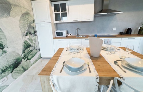 Chioggia Apartment | Seafront Modern Farmont Acquamarine Suite
