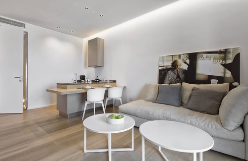 Riccione Apartment | Seafront Suite with Sea View Living Terrace in the Heart of Riccione
