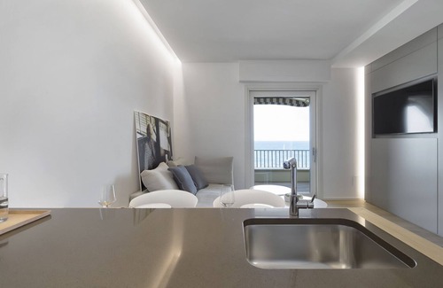 Riccione Apartment | Seafront Suite with Sea View Living Terrace in the Heart of Riccione