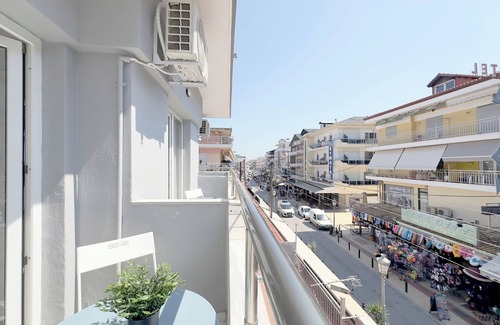 Katerini Apartment | Seagull by halu!