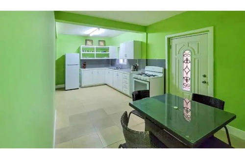 Laborie Apartment | Seagull Suite G - Beach Front Living
