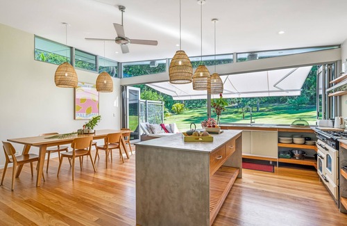 Bungwahl House | Seals Lodge