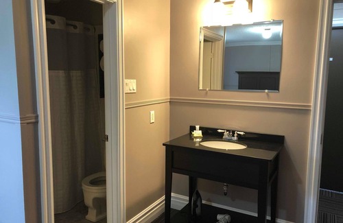 Port Union Hotel | Seaport Inn
