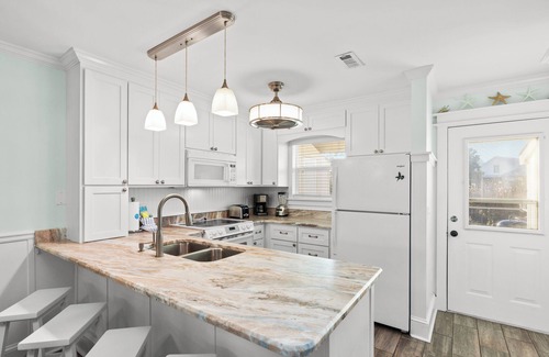 Laguna Beach House | SeaRenity Awaits: 2-BD, 2-BA Coastal Escape! Perfect for 6! Pet Friendly!