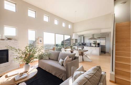 Del Mar Heights House | Seascape by AvantStay | Spacious Contemporary Oasis in Del Mar