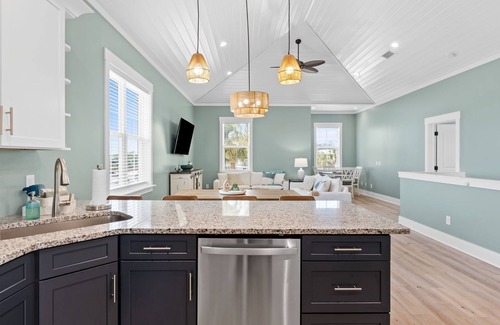 Lower Grand Lagoon House | Seaside Escape Walk to Beach Private Pool + Hot Tub