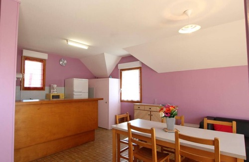 Surtainville Cottage | Seaside Getaway: Cozy Pet-Friendly House with WiFi & BBQ, Steps from the Beach