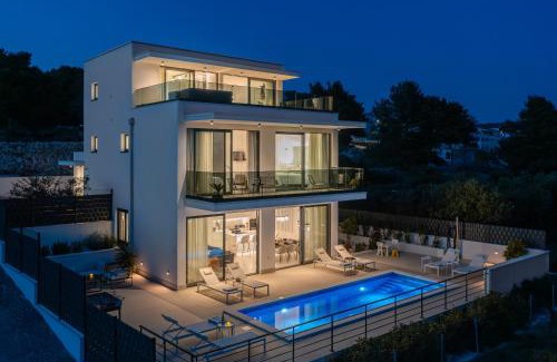 Okrug Gornji Villa | Seaside luxury villa with a swimming pool Rastici, Ciovo - 22934