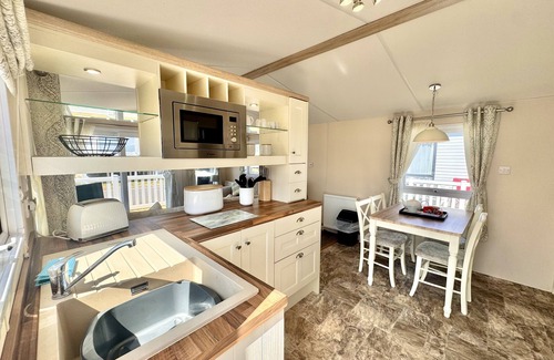 Sewerby House | Seaside Road 11A - Pet Friendly