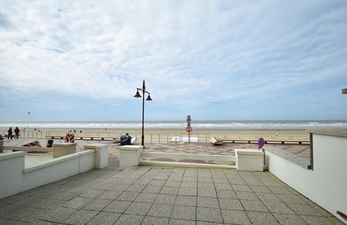 Wenduine Apartment | Seaside Stay w/Large Terrace