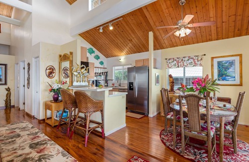 Kona Paradise House | SEASON DISCOUNT! STUNNING Ocean Views Great RATES!