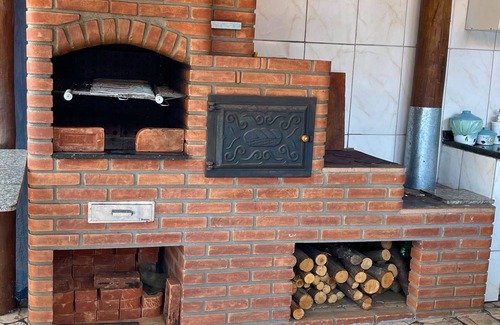 Itaoca House | Seasonal Home in Centro Guararema SP - Next to the Maria Fumaça Train Station