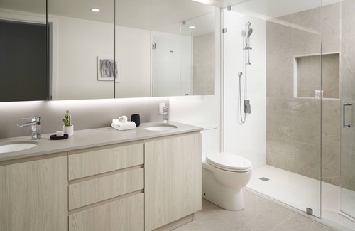 Downtown Seattle Hotel | Seattle Luxury Suite: 2BR w/Full Kitchen, Balcony & Resort-Style Amenities!