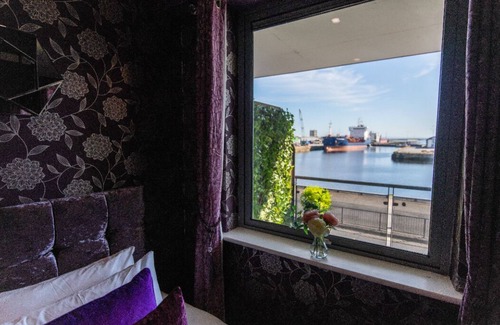Galway City Centre Apartment | Seaview Luxury City Center-best Location