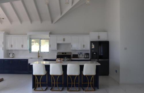 Anse La Raye House | Seaview Oasis