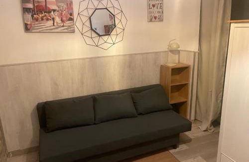 Palos de la Frontera Apartment | Sebastian Elcano, Metro Embajadores, centro de Madrid