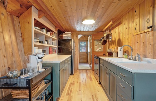 West Dover Ski Chalet | Secluded dog-friendly chalet in the woods w/fireplace, jetted tub, deck, & grill