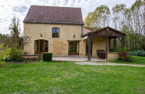 La Roque-Gageac Cottage | Secluded house 6 ppl, Dordogne, terrace, pets allowed