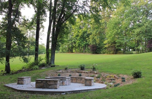 Fayetteville Ski Chalet | Secluded Luxury Mountain Chalet near downtown Fayetteville