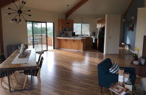 Squaw Valley House | Secluded mountain getaway with amazing views - pet friendly