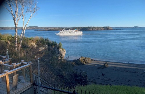 Campobello Island Cottage | Secluded Oceanfront Cottage w/Beautiful Beach for Sea Glass