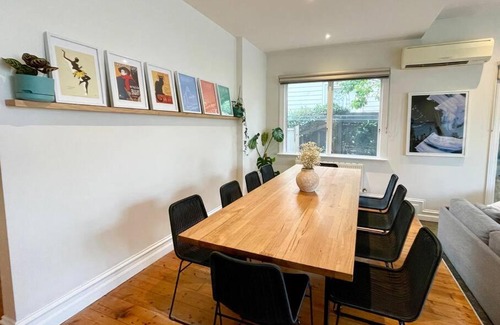 Seddon House | Seddonia Huge 5BR Luxury Family Retreat