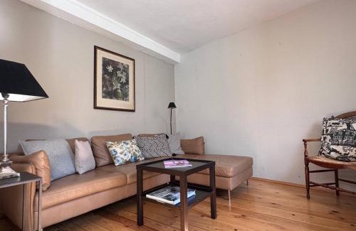 Altstadt Apartment | seeglueck HÄUSLE - Charmantes Ferienhaus mit Innenhof in zentraler Altstadtlage von Konstanz