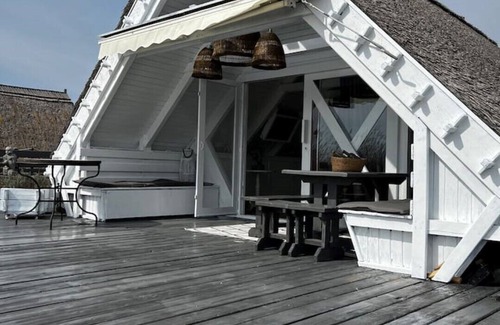 Rust Apartment | Seehütte "Seehaus" directly on the water
