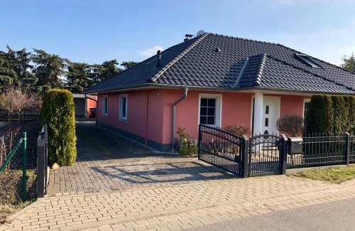 Groskoschen Villa | Seeliebe mit Sauna und nur 50 mtr. bis zum Strand