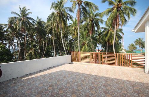 Fulidhoo House | Seena Inn