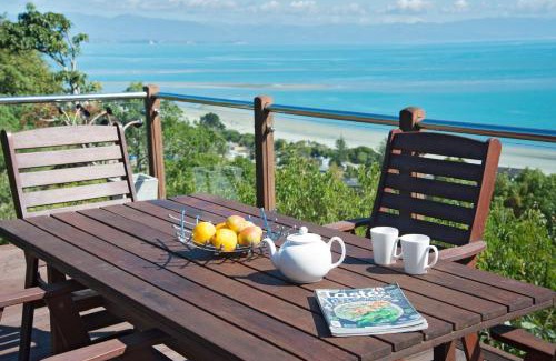 Tahunanui House | Selah Retreat