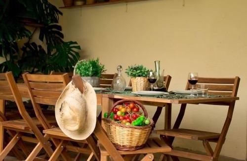 Llorenc del Penedes Cottage | Self catering Cal Cabrer for 12 people