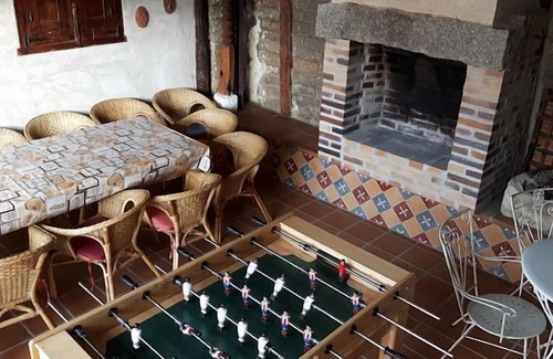 Otero de Herreros Cottage | Self catering La Chatarrería de Ferreros for 16 people