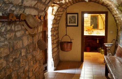 Pujalt Cottage | Self catering Cal Carulla for 5 people