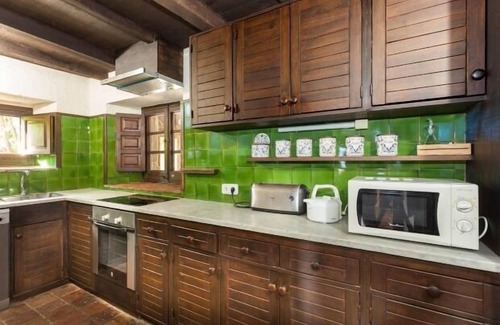 Tavertet Cottage | Self catering Can Feló for 11 people