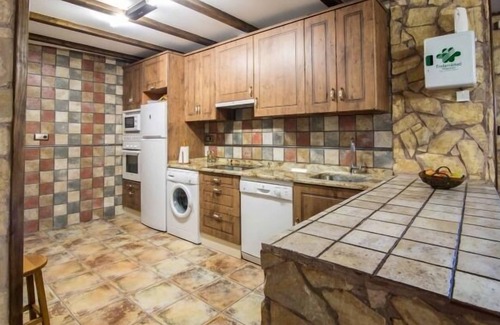 Citores del Paramo Cottage | Self catering Castle Eugenio for 6 people
