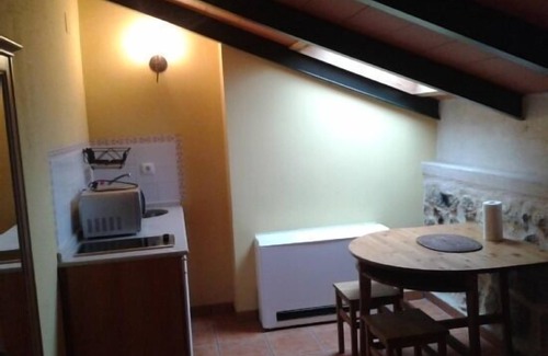 Cillan Cottage | Self catering Las Henrenes for 8 people