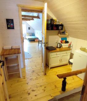 Karde Apartment | Self check-in Attic Suite next to Hiking Trails