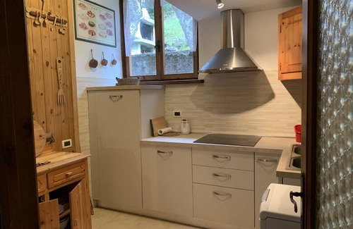 Gaby Ski Chalet | Self-contained chalet with garden and all amenities. Preference x seasonal rental