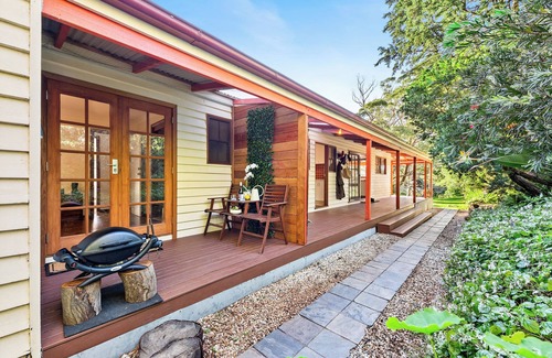 Central Tilba Apartment | Self contained unit close to everything Tilba
