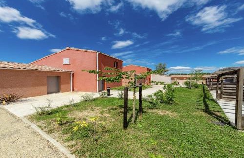 Saint-Christol House | Semi detached home in the hinterlands of Languedoc