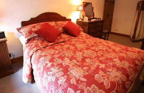 Sedbergh Other | Semi-detached luxurious farmhouse located in a tranquil position