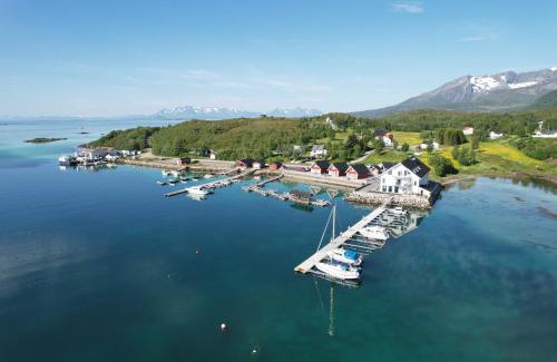 Tranoy Municipality Hotel | Senja Fjordhotell and Apartments