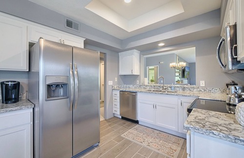 Palm Desert Condo | Sensational Golf Course & Mountain Views