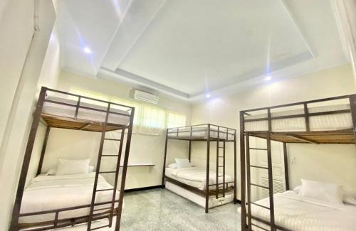 Padang Hostel | Sentosa Lodge