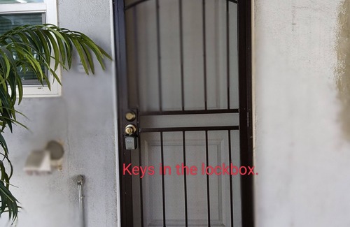 Monterey Park House | Separate Private Access Big Master Suite
