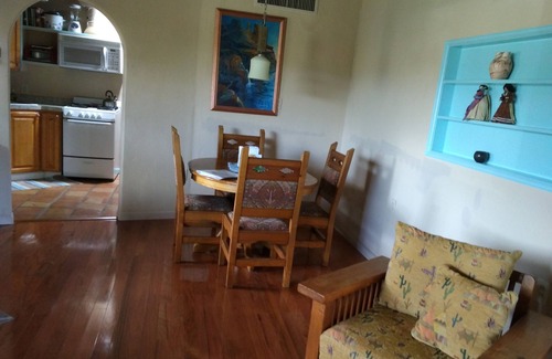 Tucson House | Serene and Charming, Private, Immaculate, Central, 2/1.5 Back yard and Pool