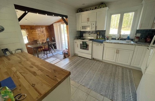 Corinth House | Serene and Spacious 4-bedroom house in charming Corinth